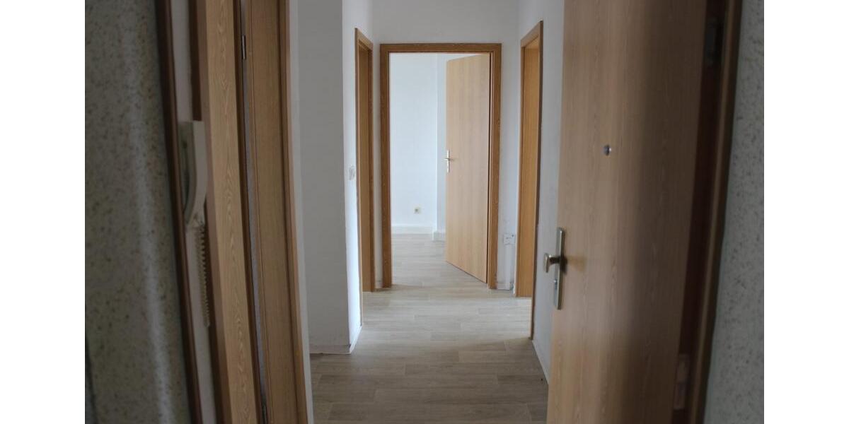 Dachgeschoßwohnung Eisenach - 3 Zimmer, 60 m&sup2;, 429&euro; | Angebot:26182982