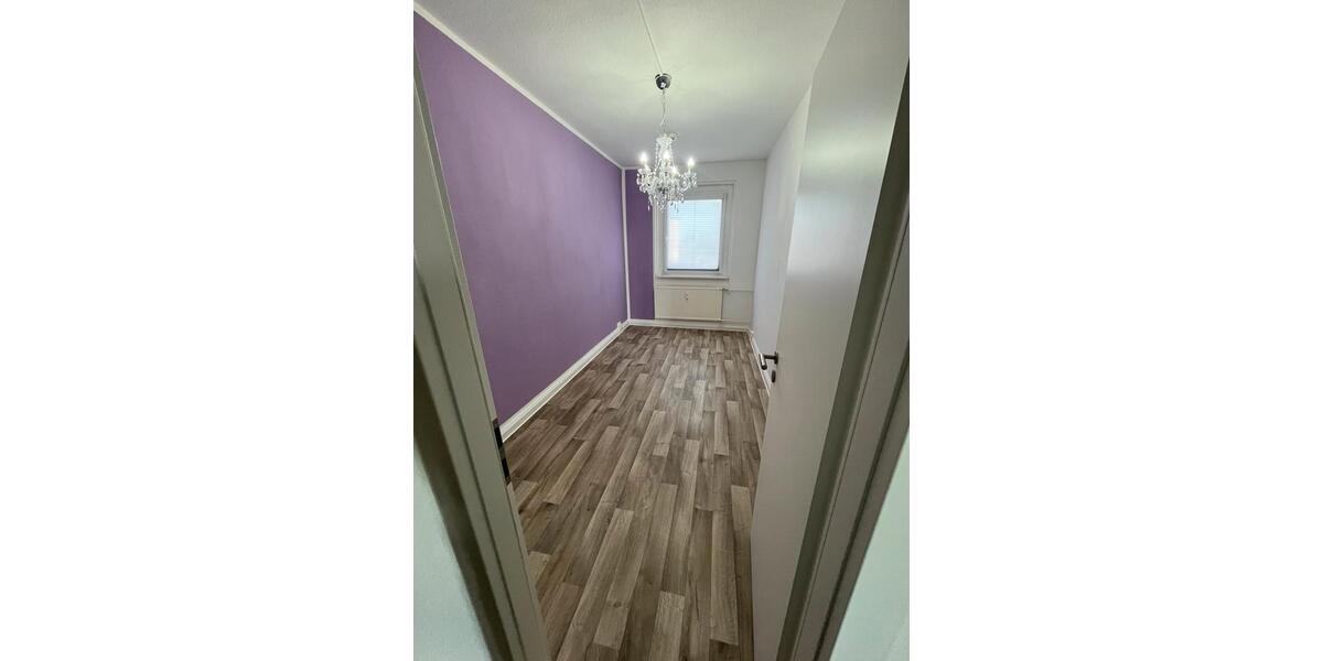 Etagenwohnung Brandenburg an der Havel Görden - 1 Zimmer, 69 m&sup2;, 750&euro; | Angebot:26003431