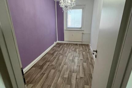 Wohnung Brandenburg an der Havel Görden - 1 Zimmer, 69 m&sup2;, 750&euro; | Angebot:26003431