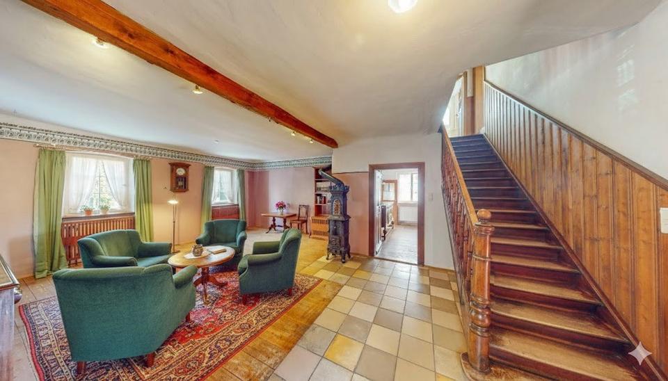 Einfamilienhaus Iphofen - 7 Zimmer, 199 m&sup2;, 1.493&euro; | Angebot:26045229