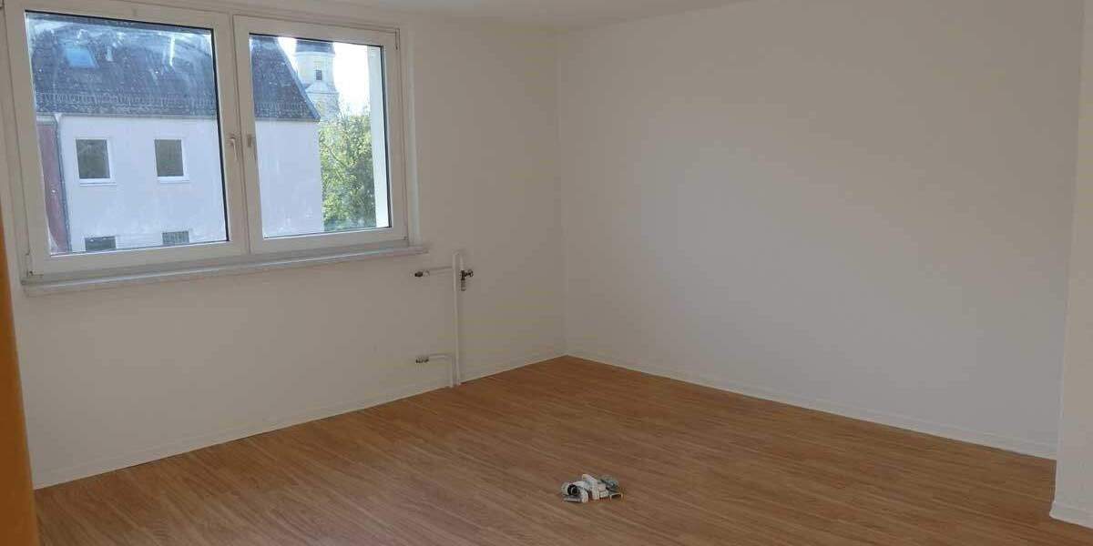 Etagenwohnung Naundorf Hof - 4 Zimmer, 84 m&sup2;, 535&euro; | Angebot:25701635