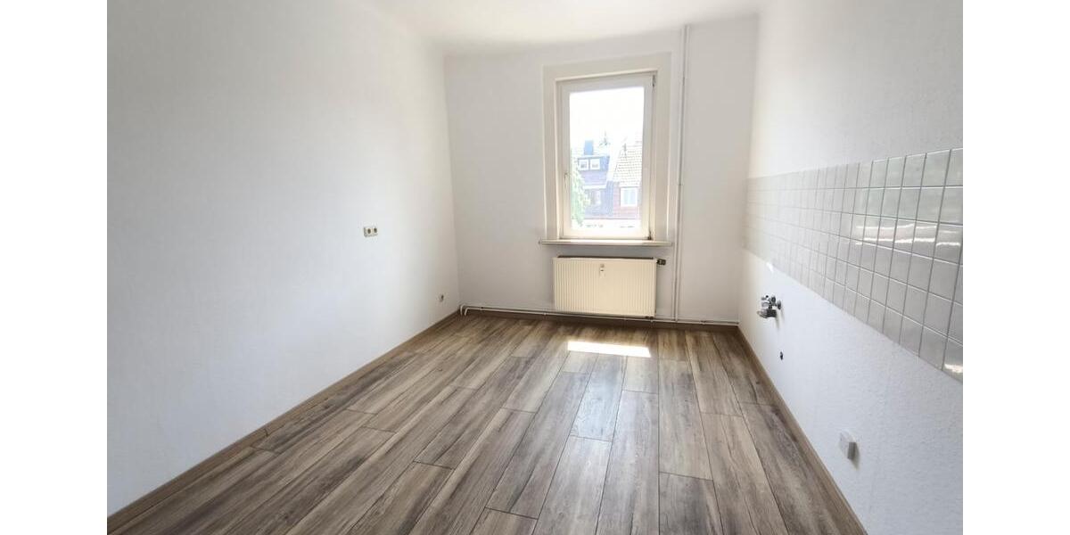 Etagenwohnung Mühlhausen (Thüringen) - 2 Zimmer, 73 m&sup2;, 445&euro; | Angebot:26440888
