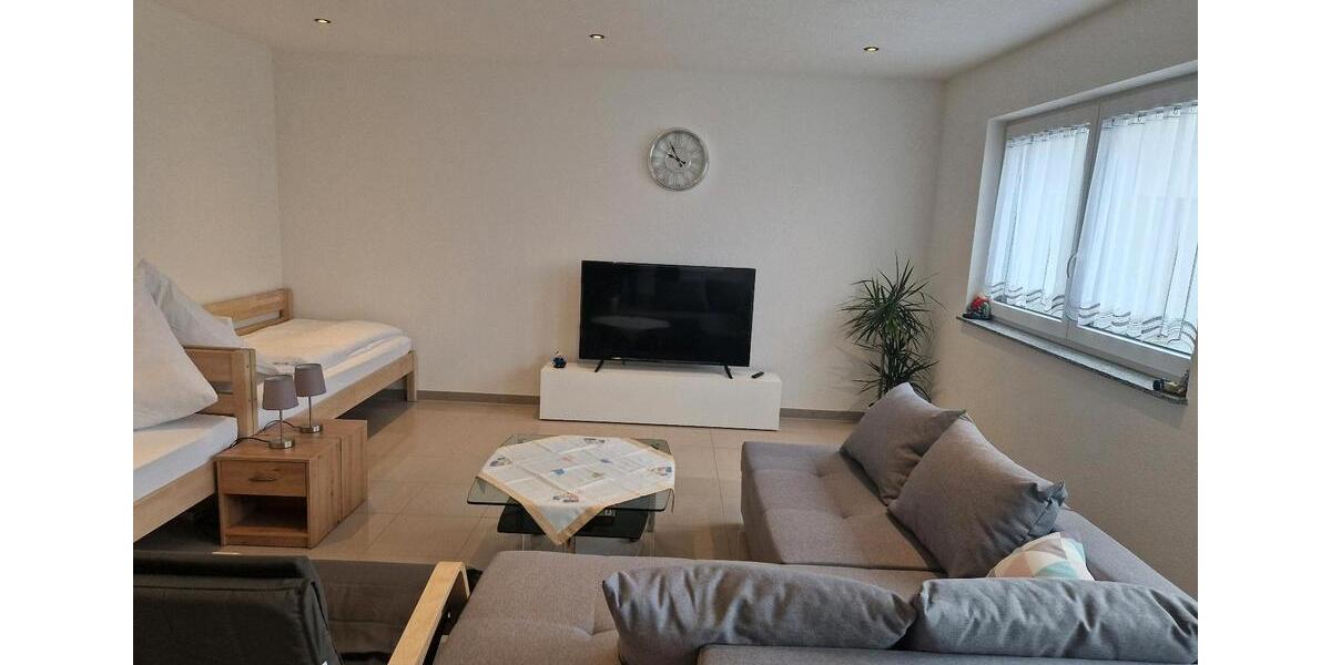 Etagenwohnung Ehingen (Donau) - 2 Zimmer, 64 m&sup2;, 880&euro; | Angebot:25892334