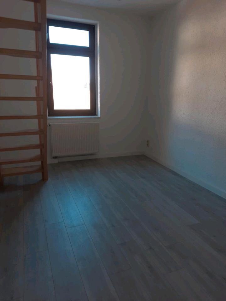 Schöne Wohnung über zwei Etagen in Aue
