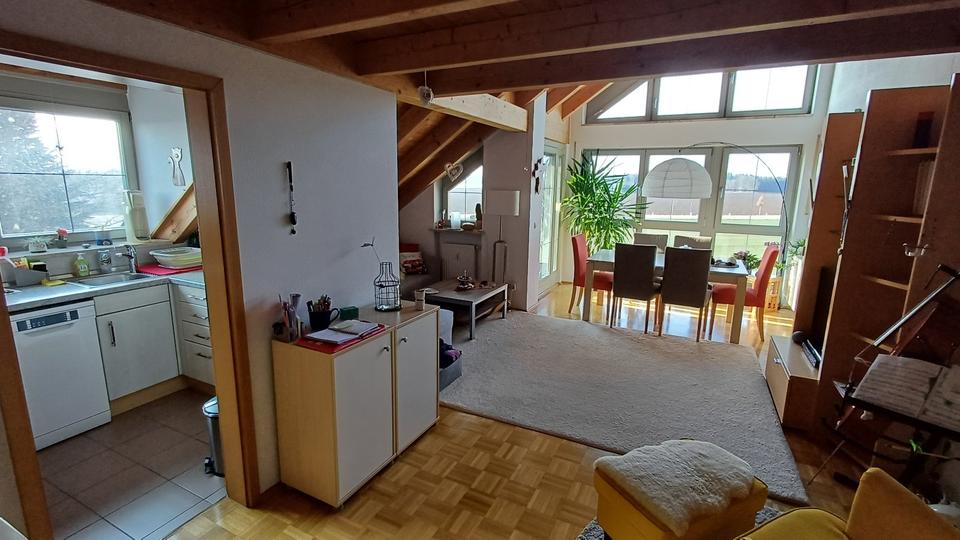 Dachgeschoßwohnung Putzbrunn - 3.5 Zimmer, 100 m&sup2;, 1.850&euro; | Angebot:26130517