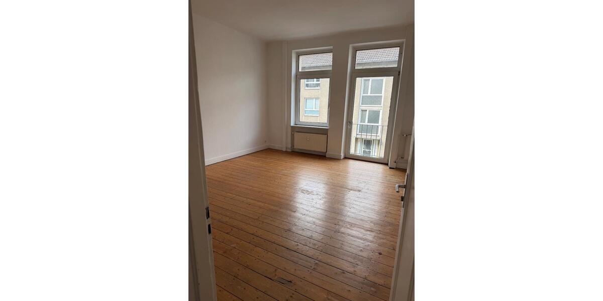 Erdgeschoßwohnung Duisburg Hochheide - 3 Zimmer, 95 m&sup2;, 720&euro; | Angebot:26587556