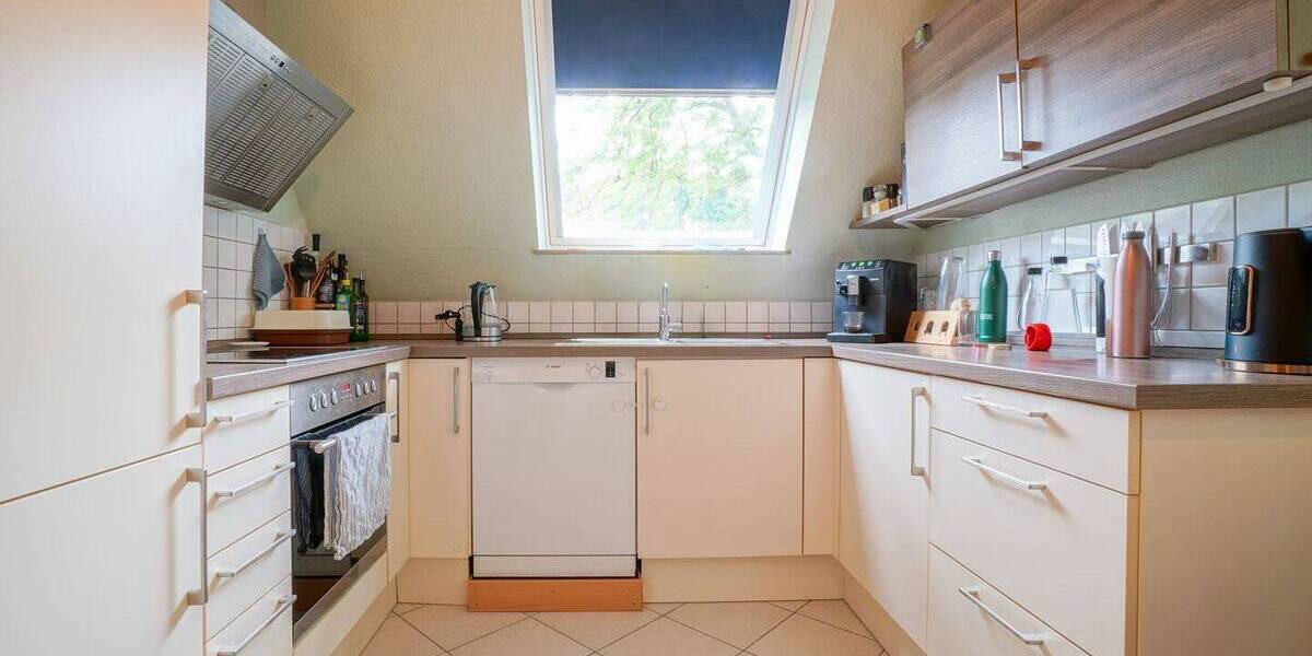 Etagenwohnung Duisburg Dellviertel - 3 Zimmer, 110 m&sup2;, 1.100&euro; | Angebot:26569409