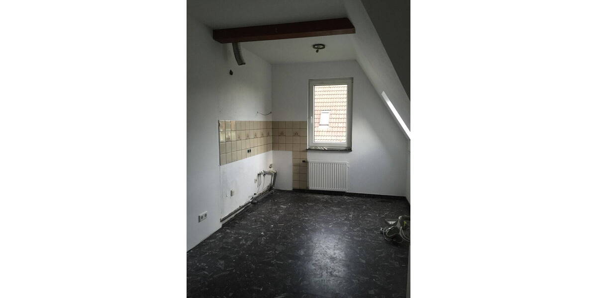 Etagenwohnung Bielefeld Jöllenbeck - 4 Zimmer, 100 m&sup2;, 900&euro; | Angebot:26128045