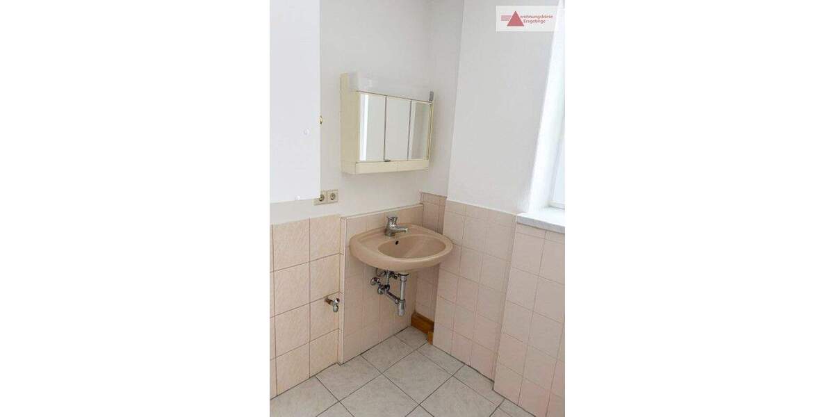 Etagenwohnung Bärenstein - 3 Zimmer, 79 m&sup2;, 377&euro; | Angebot:24826040