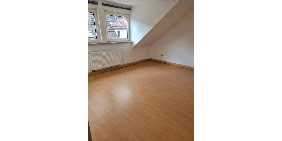 Dachgeschoßwohnung Niederfischbach - 3 Zimmer, 84 m&sup2;, 800&euro; | Angebot:24639748