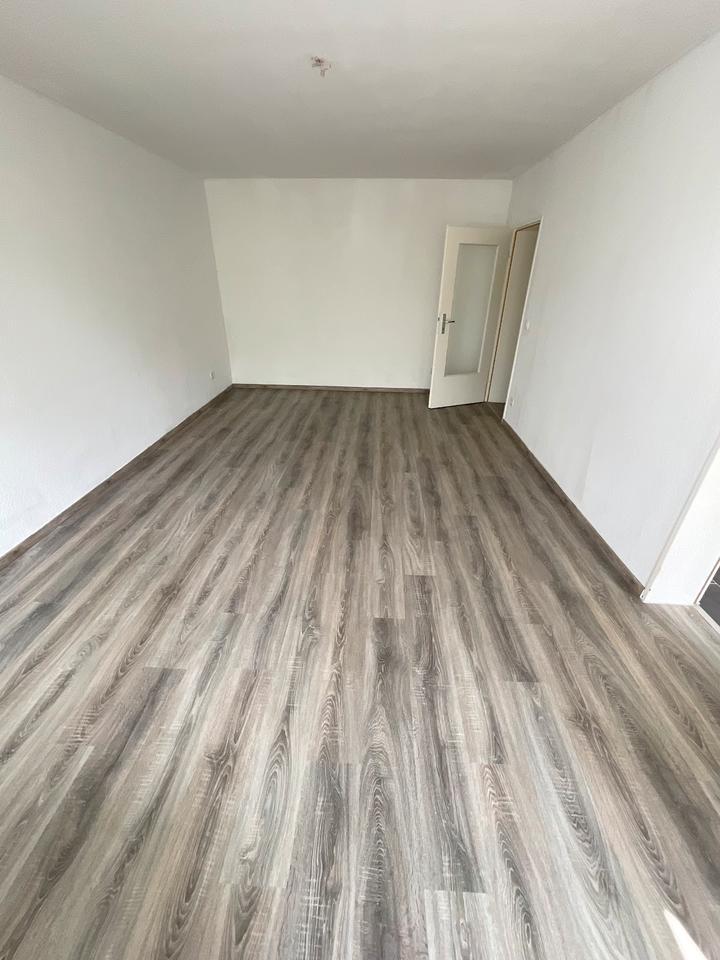 gemütliche 2-Zimmerwohnung frei zimmer