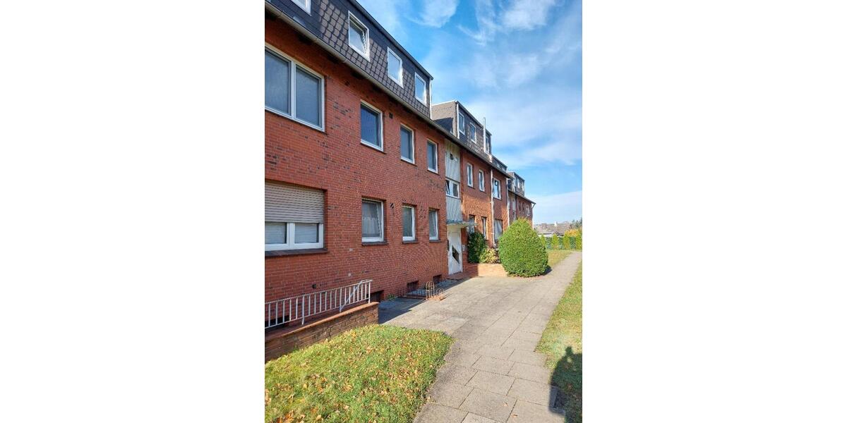 Dachgeschosswohnung (2 12 ZKB) Nordholz,kpl. saniert,sofort frei 2 zimmer