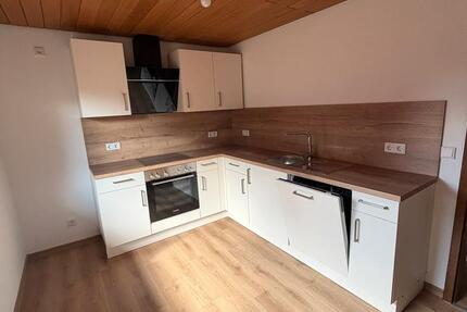 Wohnung Elztal - 4 Zimmer, 110 m&sup2;, 1.000&euro; | Angebot:25977682