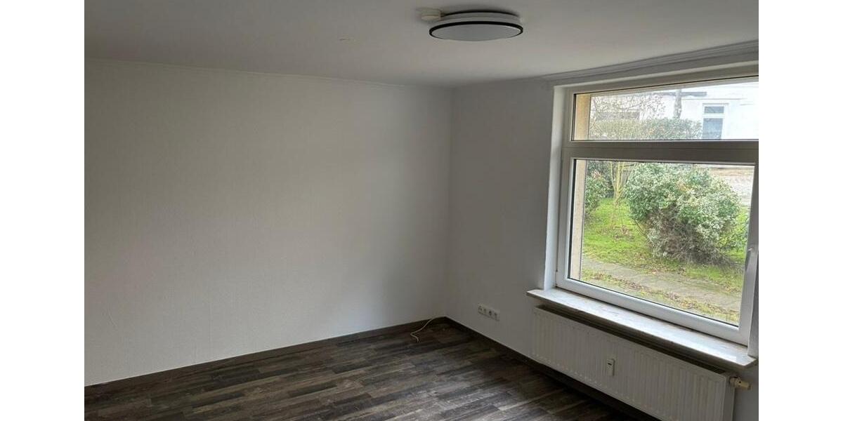 Erdgeschoßwohnung Albersdorf - 3 Zimmer, 90 m&sup2;, 750&euro; | Angebot:26044051