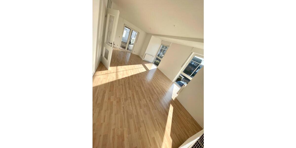 Etagenwohnung Rheda-Wiedenbrück Wiedenbrück - 3 Zimmer, 90 m&sup2;, 1.100&euro; | Angebot:26327025