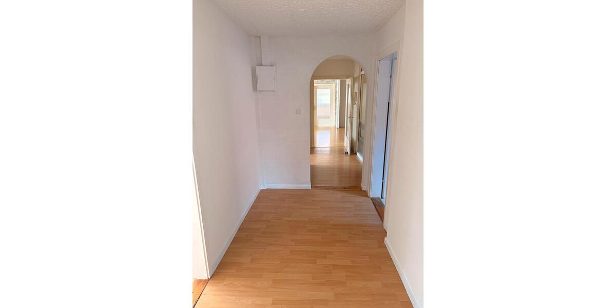 Dachgeschoßwohnung Sachsenhagen - 5 Zimmer, 103 m&sup2;, 630&euro; | Angebot:26018151