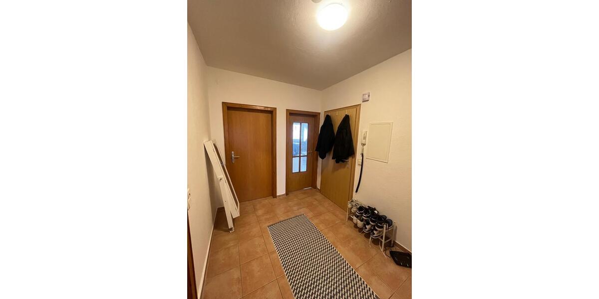 Dachgeschoßwohnung Hamm - 3 Zimmer, 75 m&sup2;, 680&euro; | Angebot:26051277