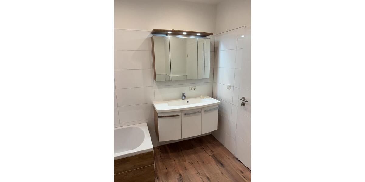 Erdgeschoßwohnung Furth im Wald - 5 Zimmer, 125 m&sup2;, 650&euro; | Angebot:25804182