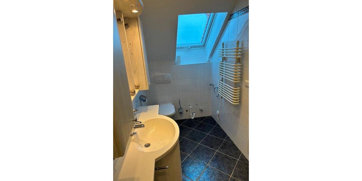 Dachgeschoßwohnung Oberammergau - 5 Zimmer, 90 m&sup2;, 1.100&euro; | Angebot:26310247