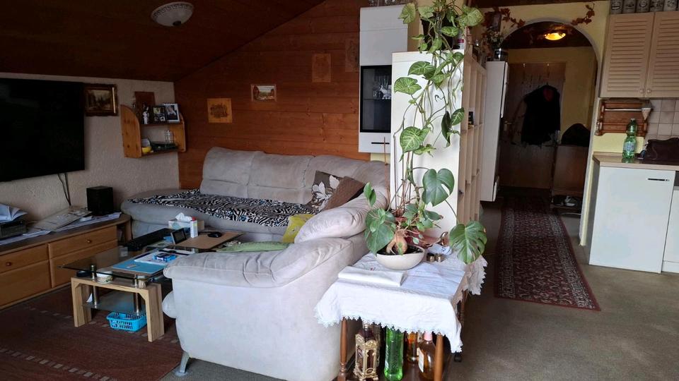 Dachgeschoßwohnung Traunreut Irsing - 2 Zimmer, 53 m&sup2;, 705&euro; | Angebot:25405498