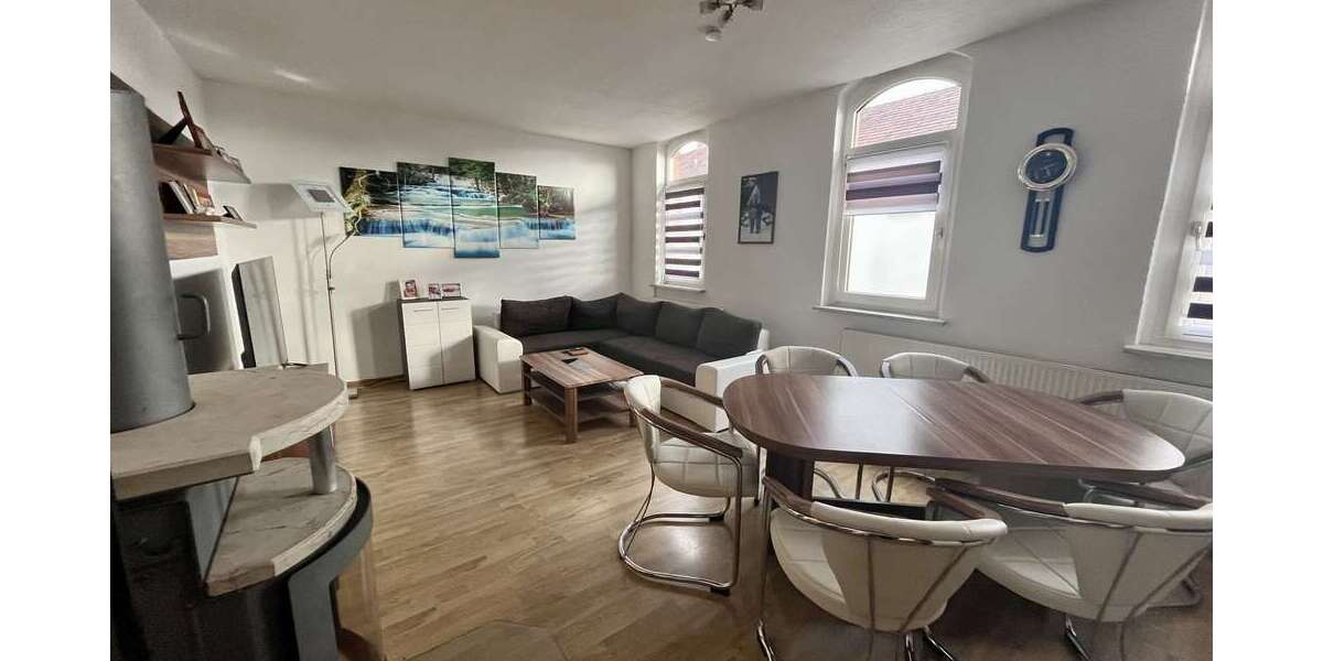 Etagenwohnung Neustadt bei Coburg - 3 Zimmer, 87 m&sup2;, 550&euro; | Angebot:23408868