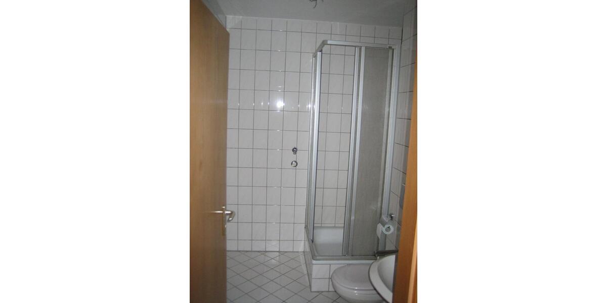 Dachgeschoßwohnung Naunhof - 1 Zimmer, 30 m&sup2;, 270&euro; | Angebot:25305410