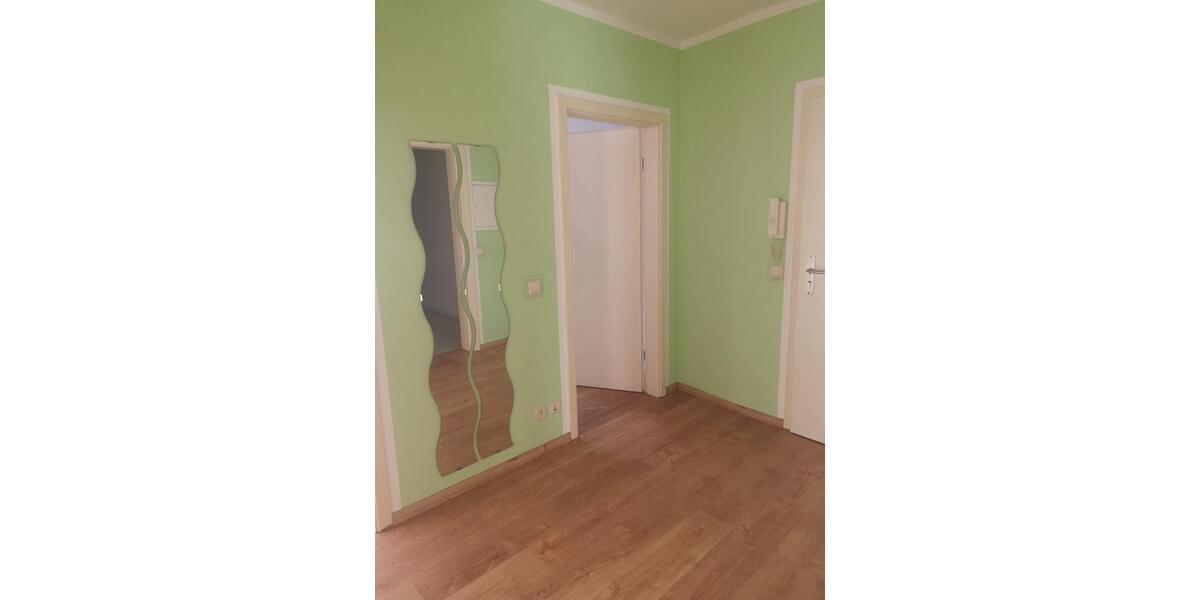 Etagenwohnung Pirna - 3 Zimmer, 83 m&sup2;, 575&euro; | Angebot:25124959