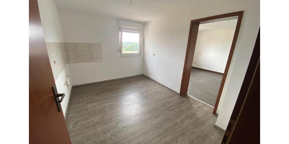 Dachgeschoßwohnung Zerbst (Anhalt) Leps - 4 Zimmer, 93 m&sup2;, 420&euro; | Angebot:26459503