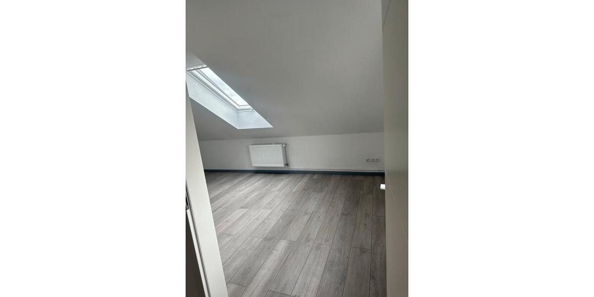 Einfamilienhaus Haldensleben - 5 Zimmer, 150 m&sup2;, 900&euro; | Angebot:25571006