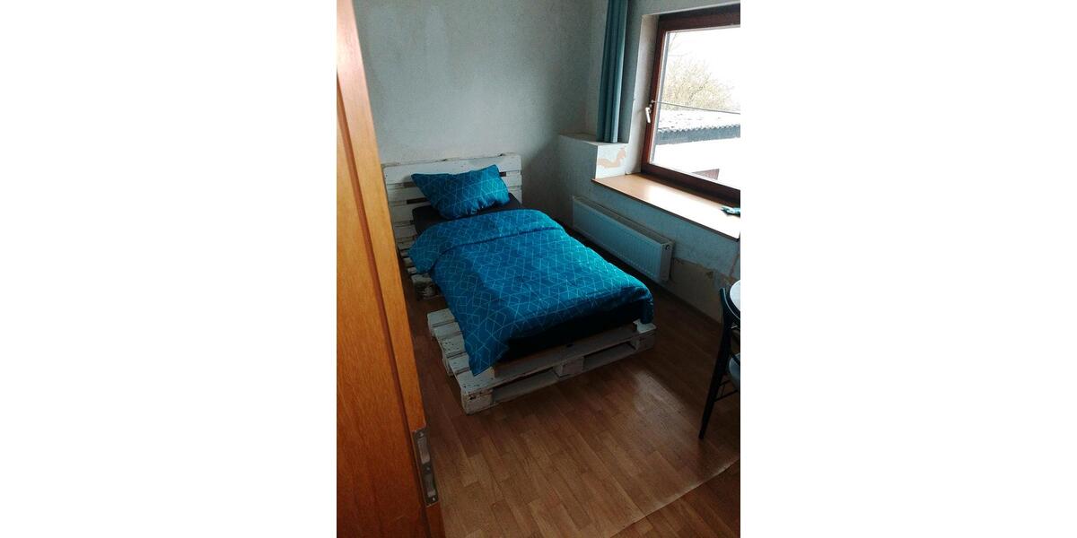 Wohnen auf Zeit Blankenheim - 1 Zimmer, 27 m&sup2;, 250&euro; | Angebot:24438055