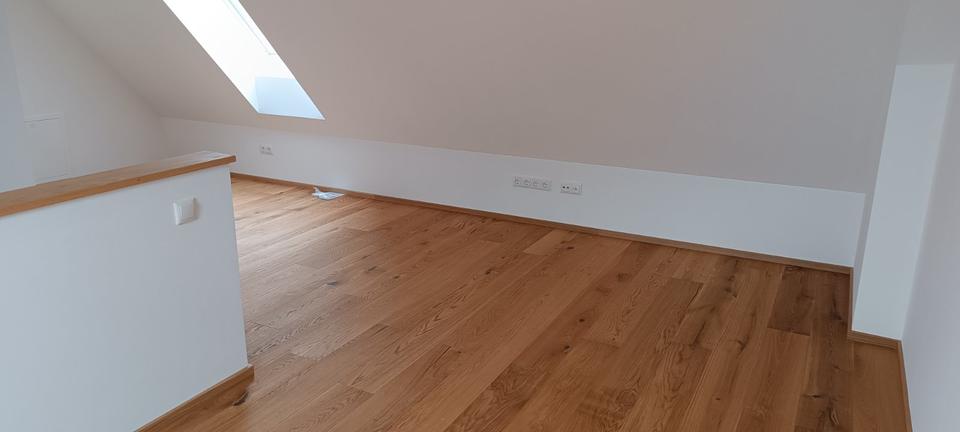 Etagenwohnung Oettingen in Bayern - 2.5 Zimmer, 89 m&sup2;, 1.050&euro; | Angebot:24877172