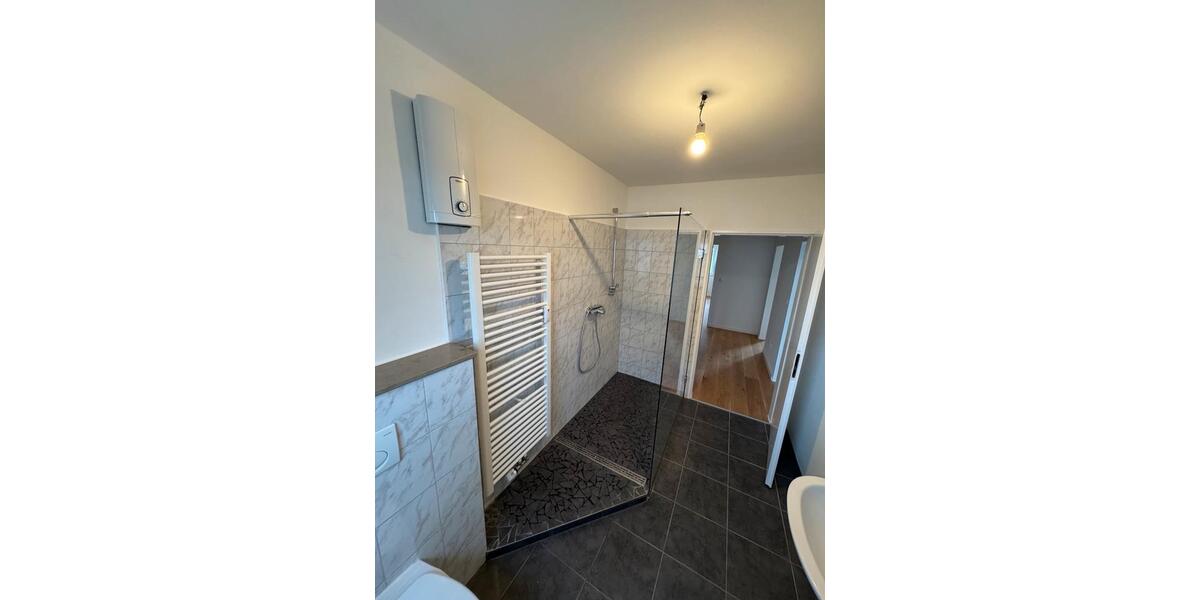 Hochparterre Höxter - 2 Zimmer, 66 m&sup2;, 700&euro; | Angebot:25149990