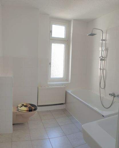 Etagenwohnung Lauter-Bernsbach Lauter - 3 Zimmer, 95 m&sup2;, 550&euro; | Angebot:23755277
