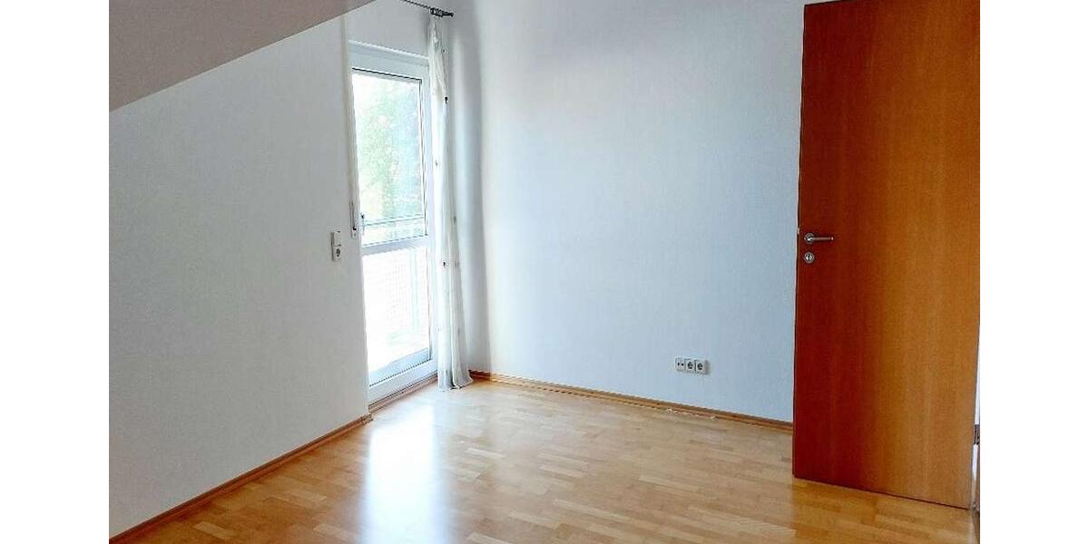 Einfamilienhaus Eislingen (Fils) - 5.5 Zimmer, 166 m&sup2;, 2.100&euro; | Angebot:26438109