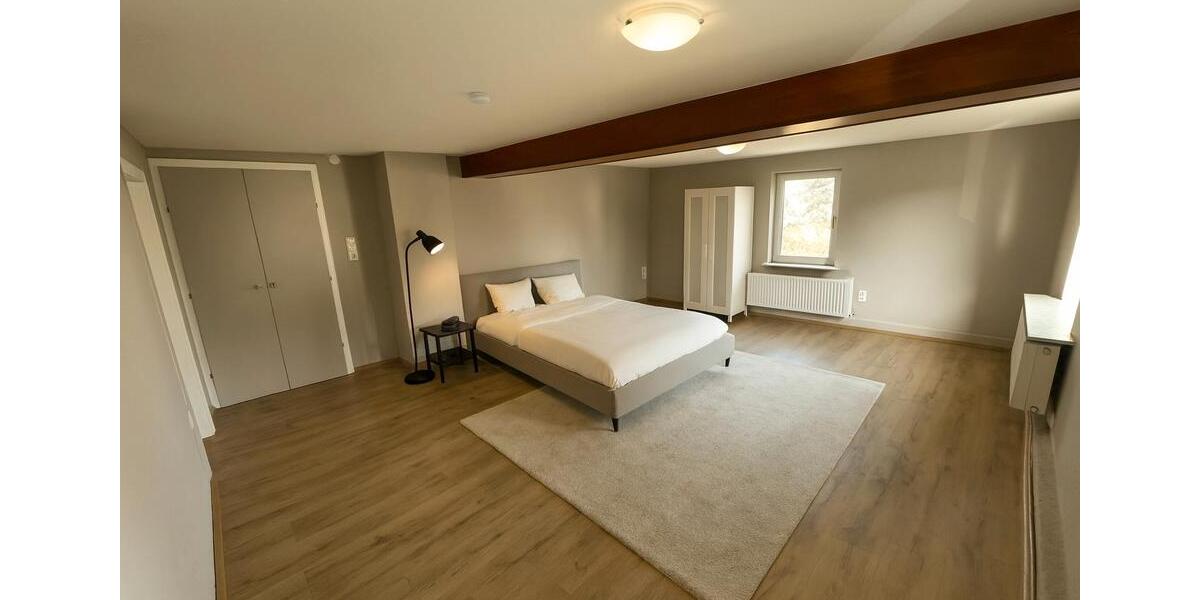 Etagenwohnung Calden - 5 Zimmer, 134 m&sup2;, 940&euro; | Angebot:25982512