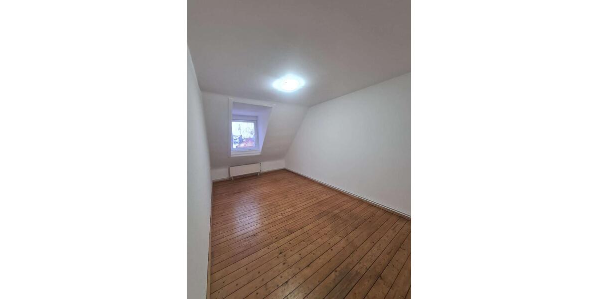 Dachgeschoßwohnung Hannover Linden-Limmer - 3 Zimmer, 68 m&sup2;, 750&euro; | Angebot:24804009