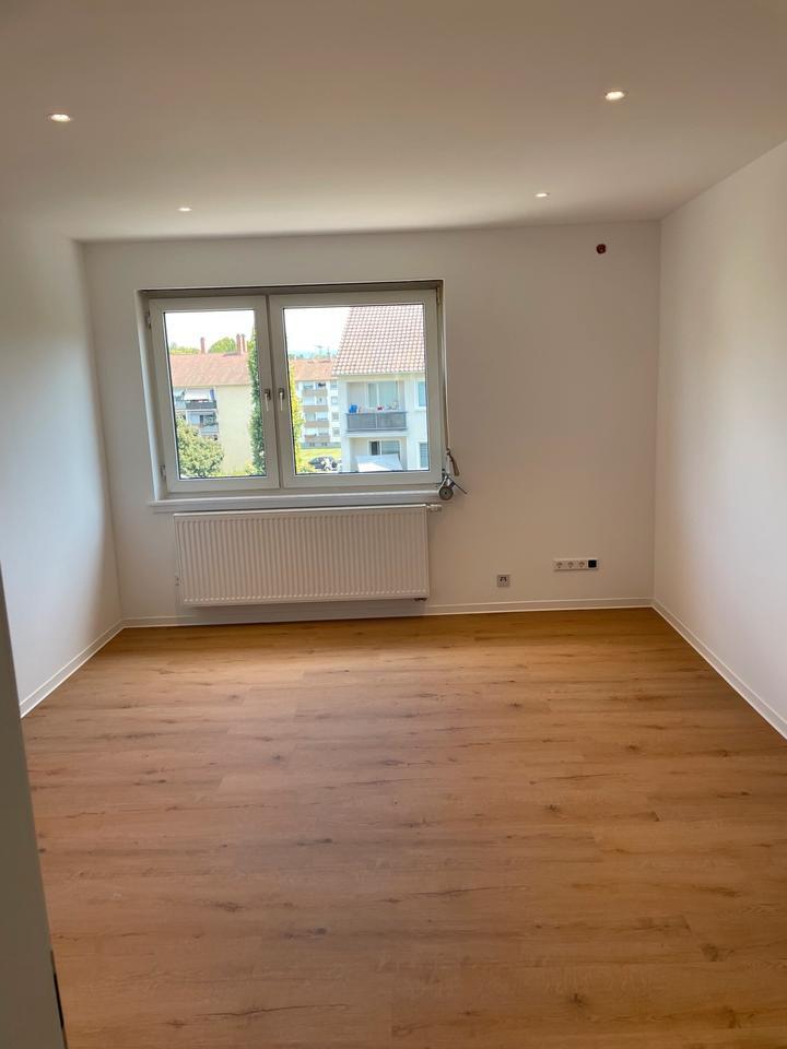 2 Zimmer Wohnung 750€ Erstbezug noch komplett Sanierung