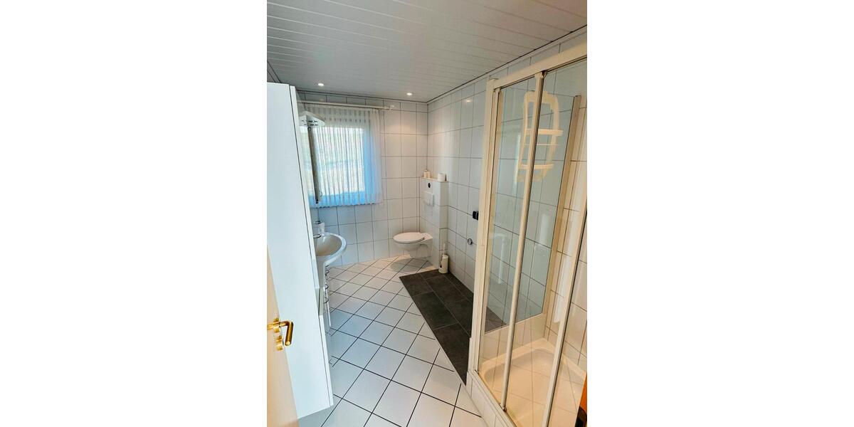 Wohnen auf Zeit Bremen Blockland - 8 Zimmer, 15 m&sup2;, 22&euro; | Angebot:9744187