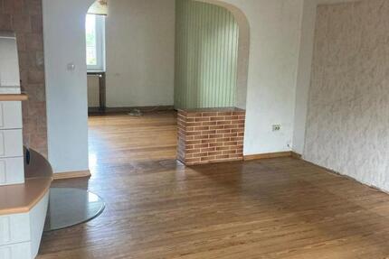 Große Wohnung inkl. Küche & Sauna zu vermieten (Homburg-Bruchhof) zimmer