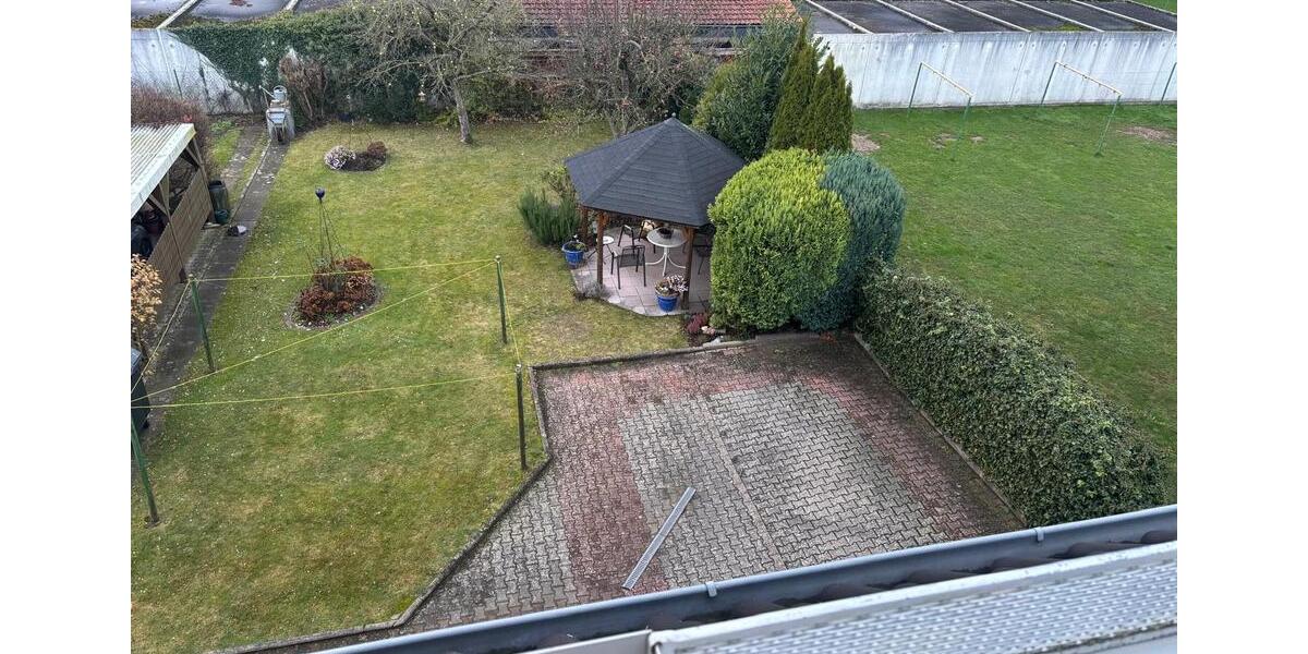 Dachgeschoßwohnung Stadthagen - 6 Zimmer, 145 m&sup2;, 900&euro; | Angebot:24801342