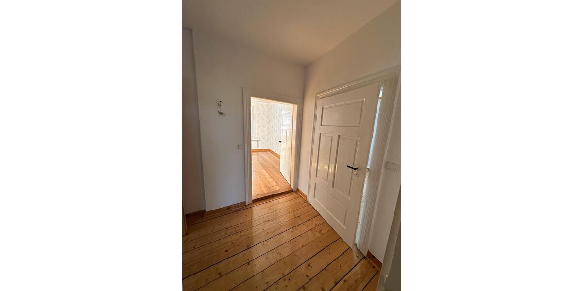 Dachgeschoßwohnung Hildesheim - 3 Zimmer, 71 m&sup2;, 570&euro; | Angebot:25060506