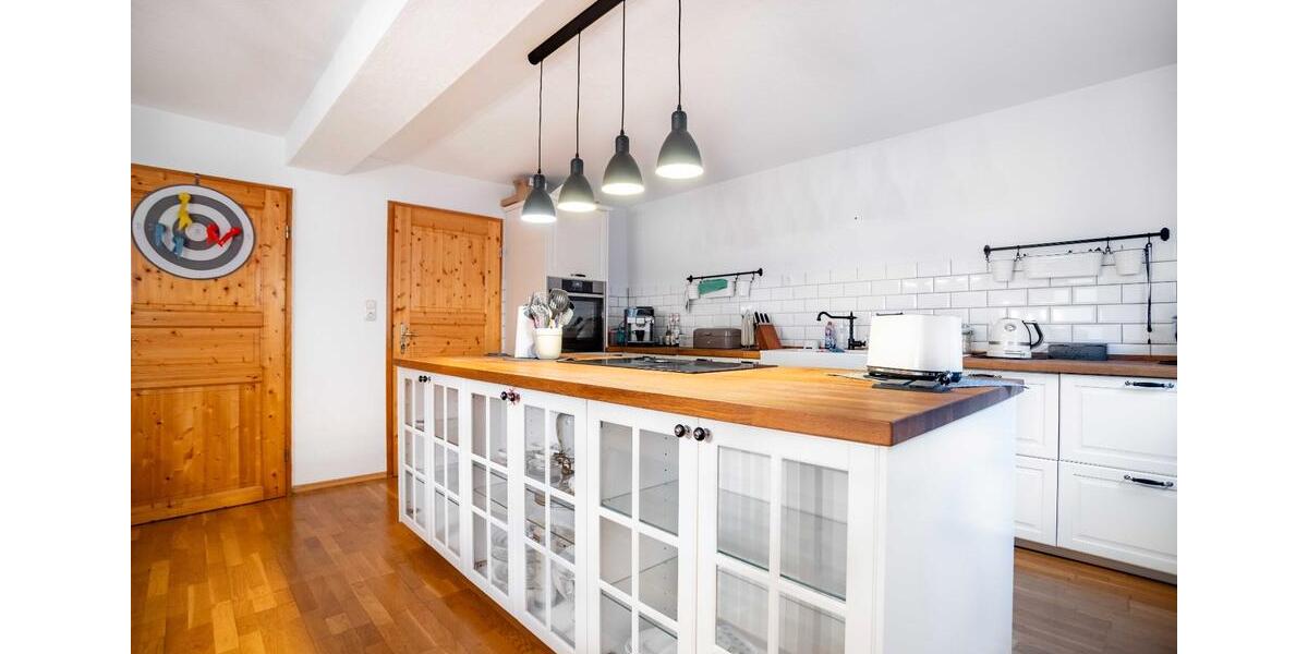 Einfamilienhaus Waldkappel - 4 Zimmer, 130 m&sup2;, 1.100&euro; | Angebot:26215930