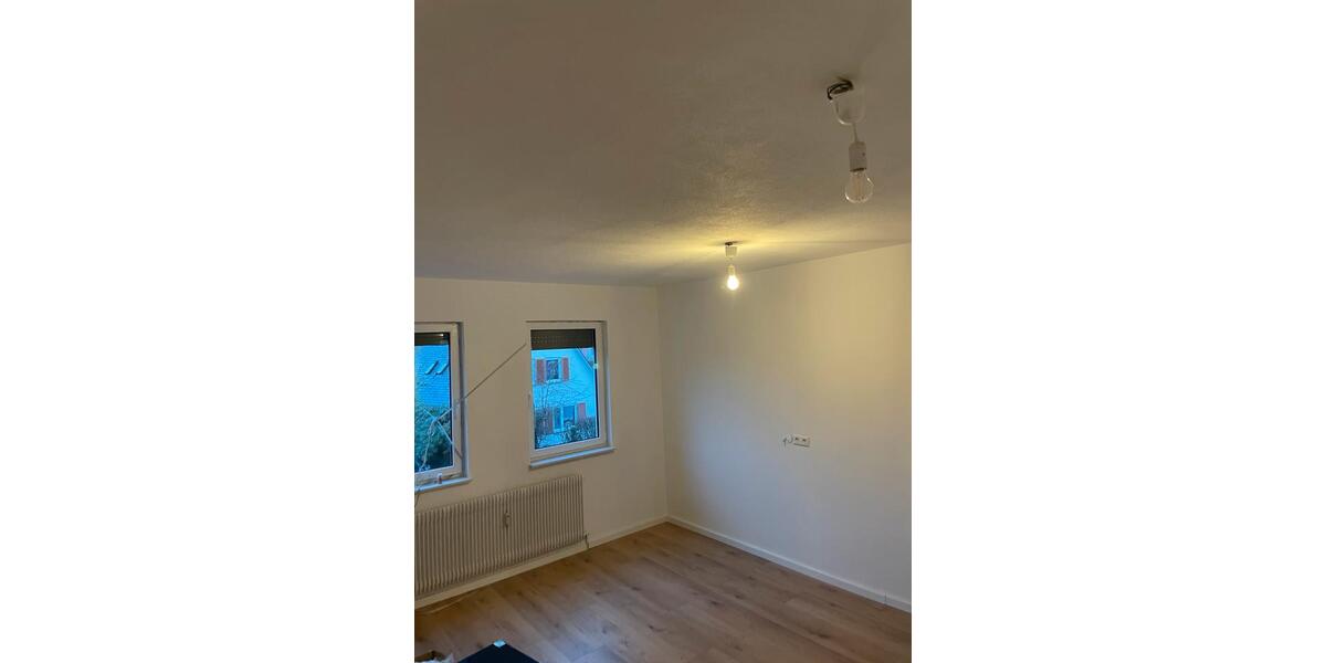 Etagenwohnung Böblingen - 3 Zimmer, 75 m&sup2;, 1.150&euro; | Angebot:25233058