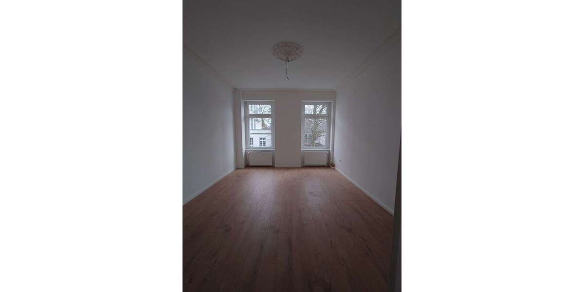 Etagenwohnung Remscheid Alt-Remscheid - 3 Zimmer, 80 m&sup2;, 680&euro; | Angebot:27037932