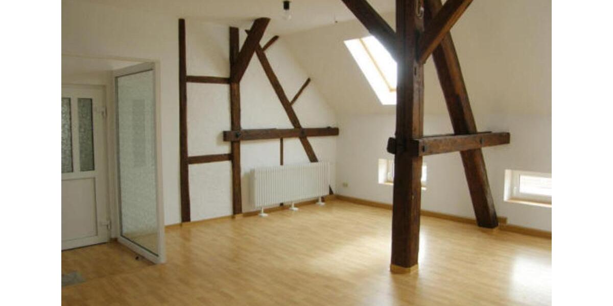 Dachgeschoßwohnung Merseburg - 3.5 Zimmer, 105 m&sup2;, 525&euro; | Angebot:22129093
