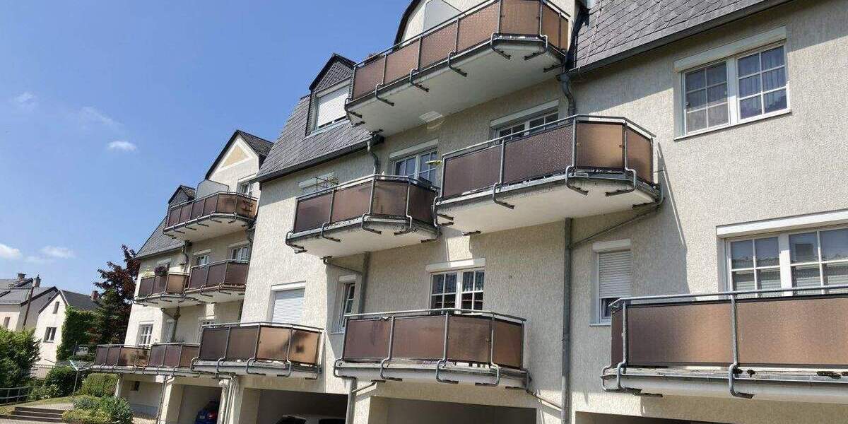 Etagenwohnung Fraureuth - 3 Zimmer, 73 m&sup2;, 440&euro; | Angebot:24876496