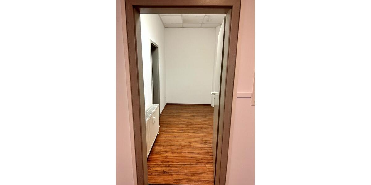 Gewerbeobjekt Idstein - 1.200&euro; | Angebot:25924976