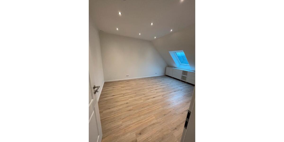 Etagenwohnung Kalkar - 4 Zimmer, 92 m&sup2;, 979&euro; | Angebot:25108304