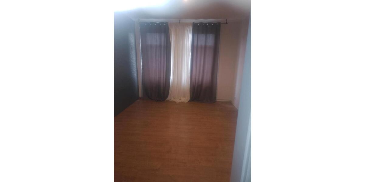 Dachgeschoßwohnung Braunschweig Westliches Ringgebiet - 2.5 Zimmer, 60 m&sup2;, 600&euro; | Angebot:25161230