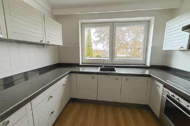 Berg am Starnberger See | Lichtdurchfluteter Bungalow mit uneinsehbarem Garten 4 zimmer